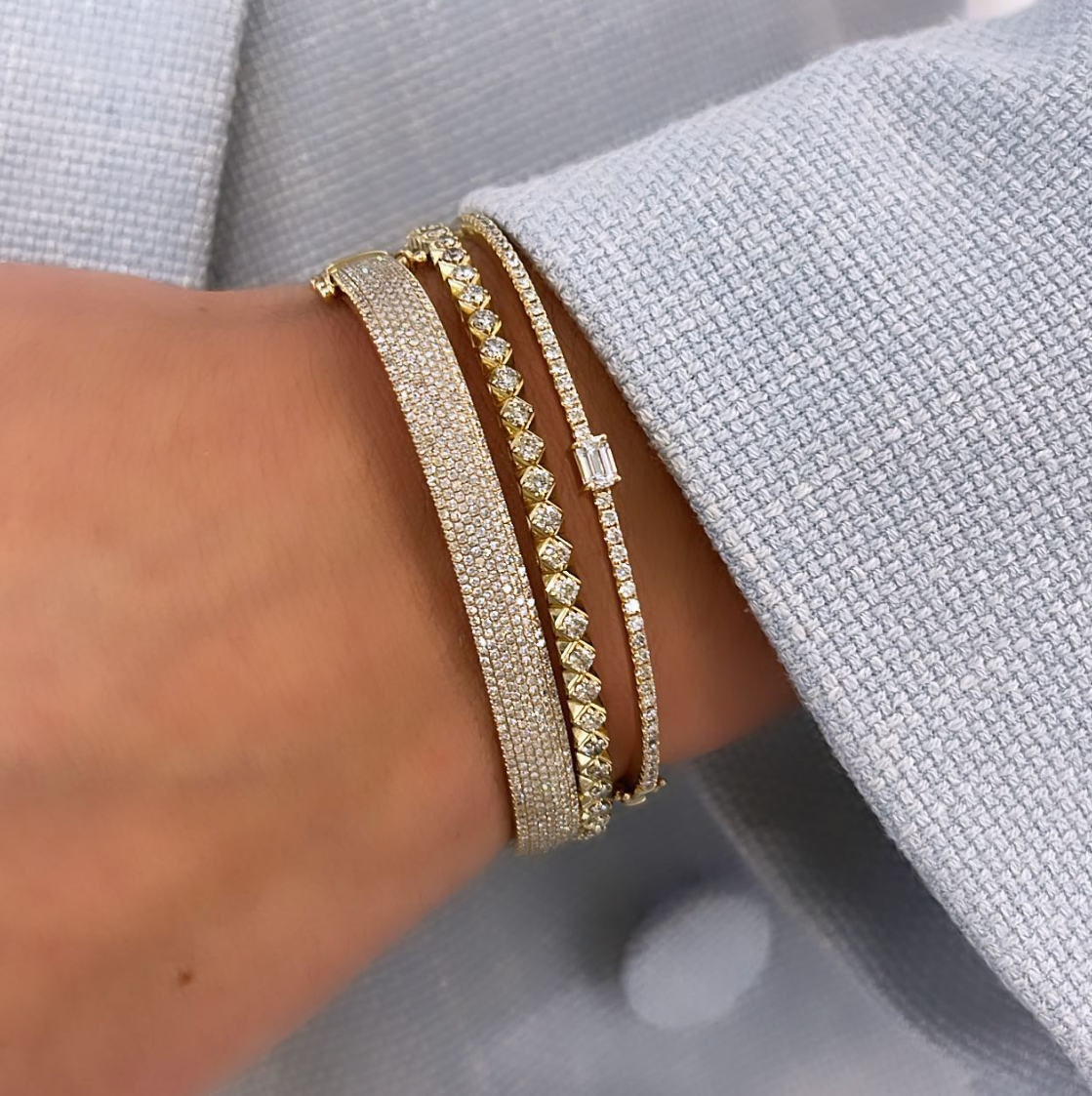 Emerald Solitaire Diamond Bangle