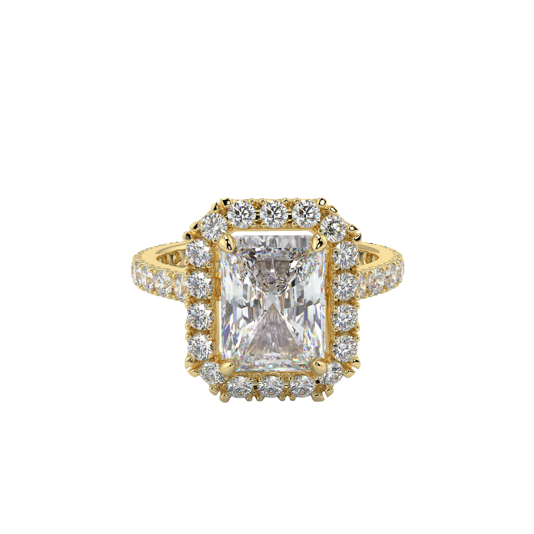 Pave Setting With Halo