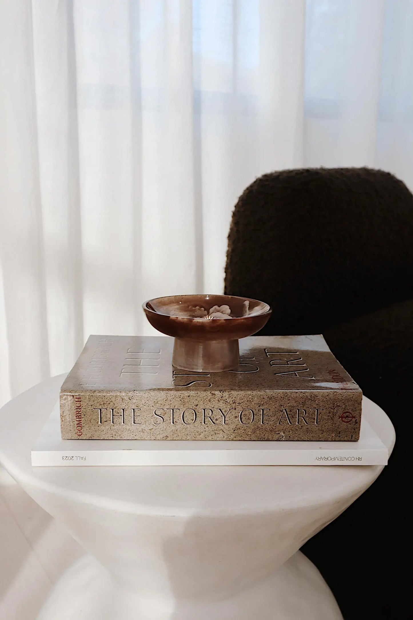 Pia | Resin Pedestal Bowl – Handmade Functional Decor