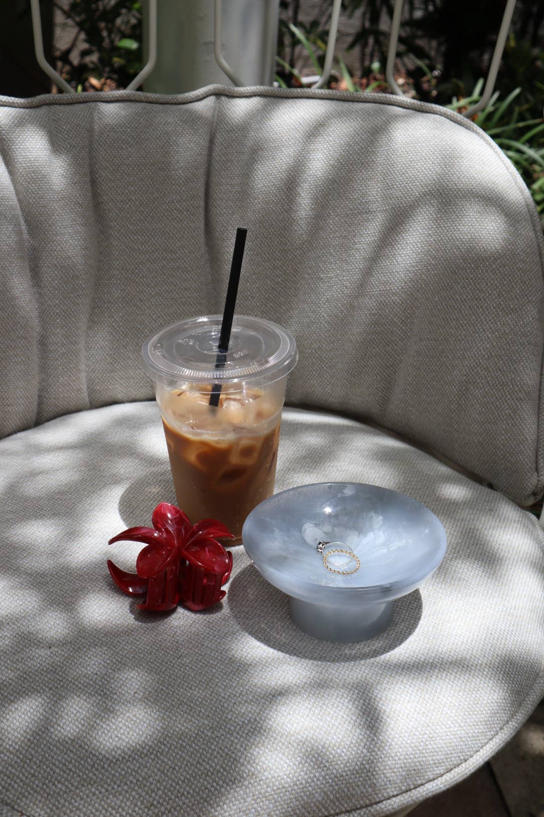 Pia | Resin Pedestal Bowl – Handmade Functional Decor