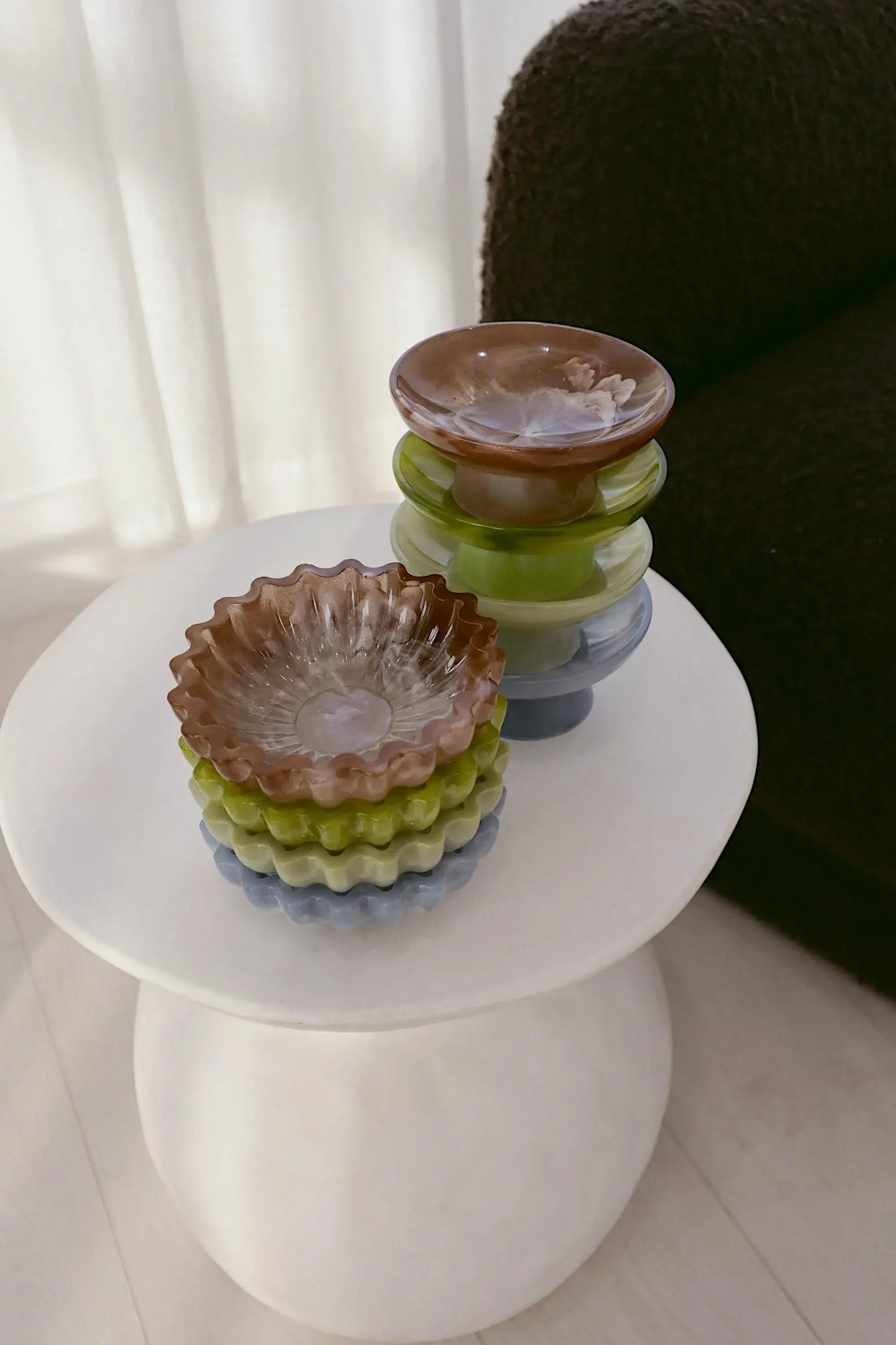 Pia | Resin Pedestal Bowl – Handmade Functional Decor