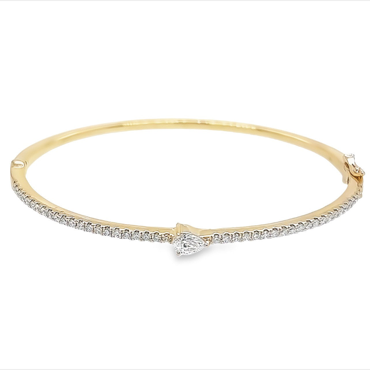 Solitaire Pear Diamond Bangle